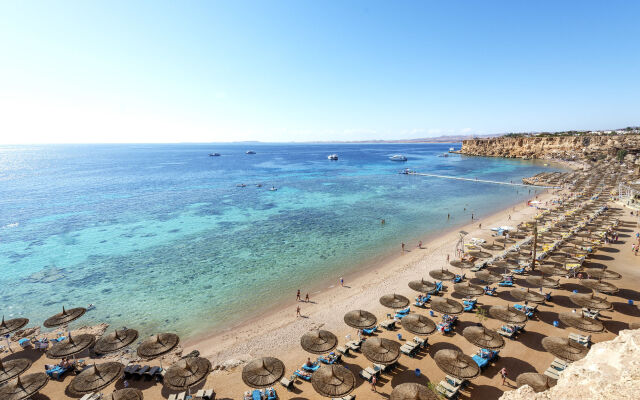 Reef Oasis Beach Resort