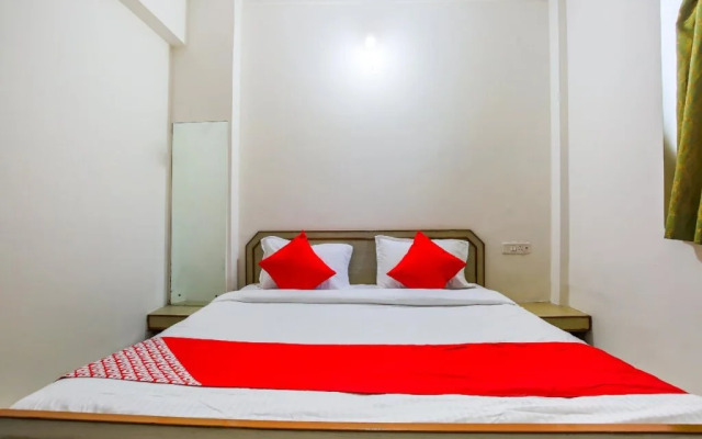 Hotel Kamal Palace by OYO