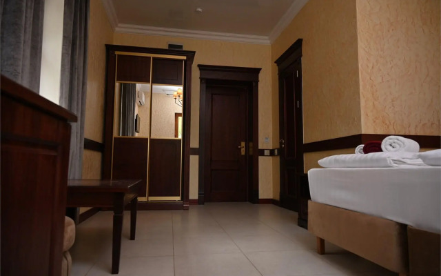 Dzhubga Park Hotel (former Dzhubga Boarding House)