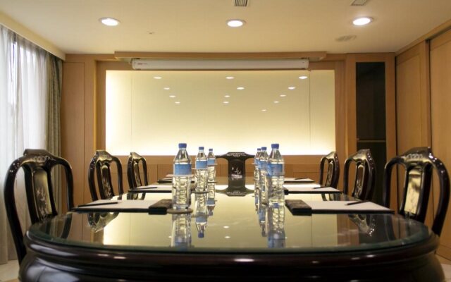 Royal Seasons Hotel Taipei Nanjing West