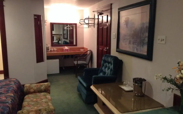 Lakeview Hotel