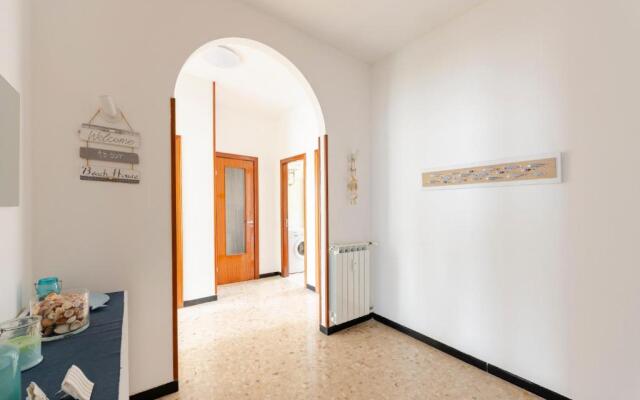 JOIVY Family Flat W/Terrace & Parking Near Beach