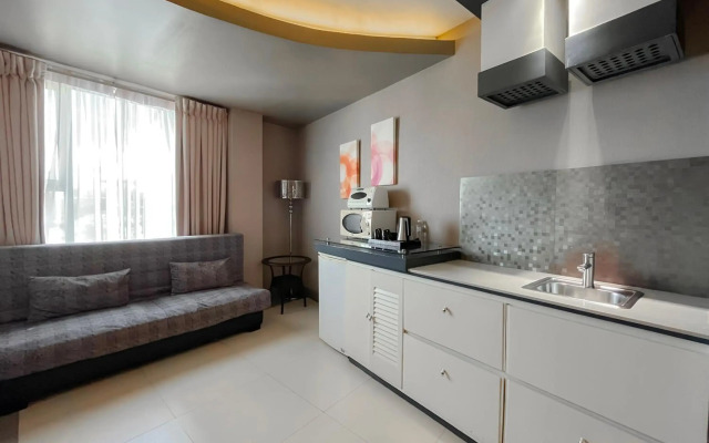 Eloisa Royal Suites
