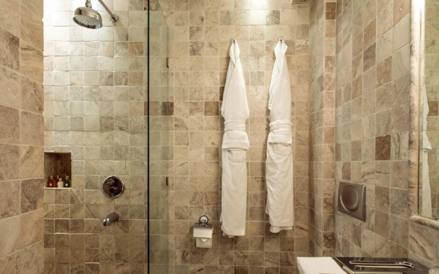 Hotel Azimut