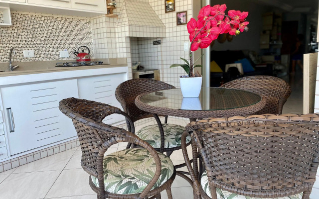 B082- Luxo à Beira-Mar | 3 Suítes c/ Vista | Wi-Fi