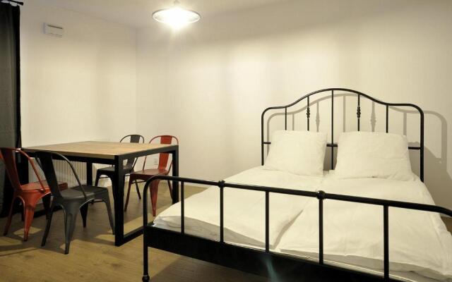 Schindler’s Factory Zabłocie Deluxe Apartments WAWELOFTS