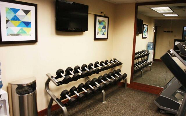 Comfort Inn & Suites Copley Akron