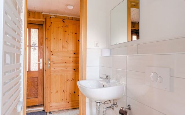 Comely Holiday Home in Güntersberge near Forest