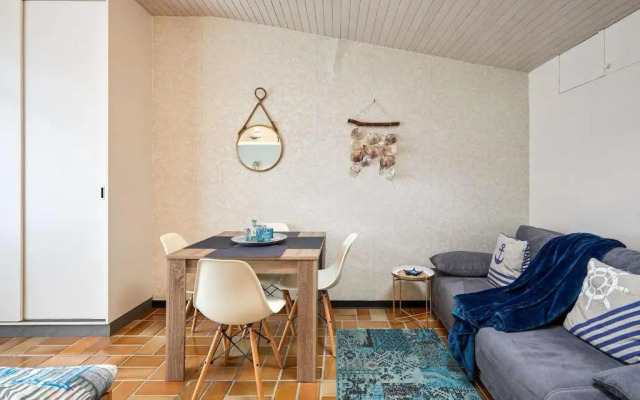 AMAZING BEACH & SUNSETS JUST 75m FROM THE BEACH!