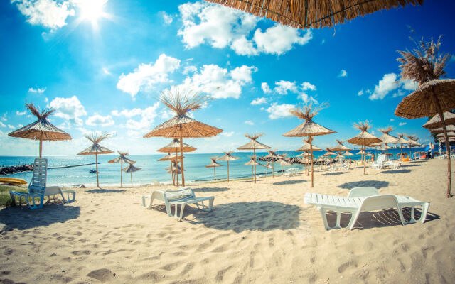 Fort Noks Grand Resort