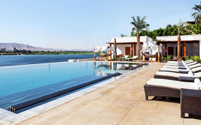 Hilton Luxor Resort & Spa