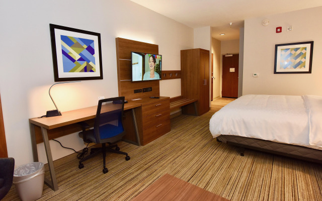 Holiday Inn Express & Suites Perryville by IHG