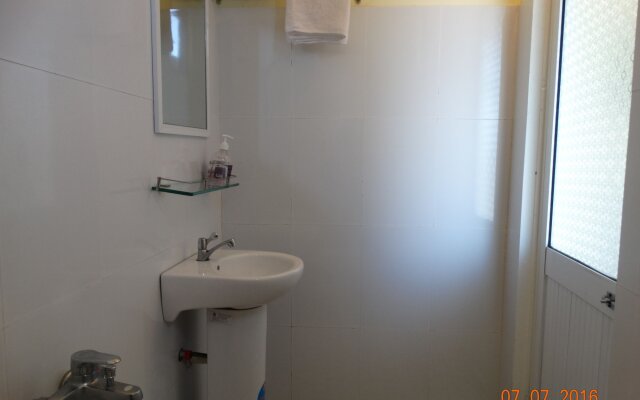 Yellow House Homestay