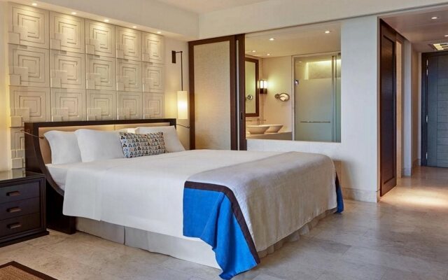 The Romanos, a Luxury Collection Resort