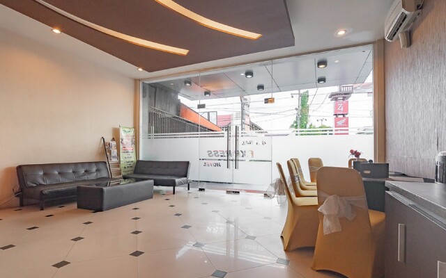 RedDoorz near Stadion Sanaman Mantikei