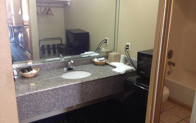 Motel 6 Freeport, TX