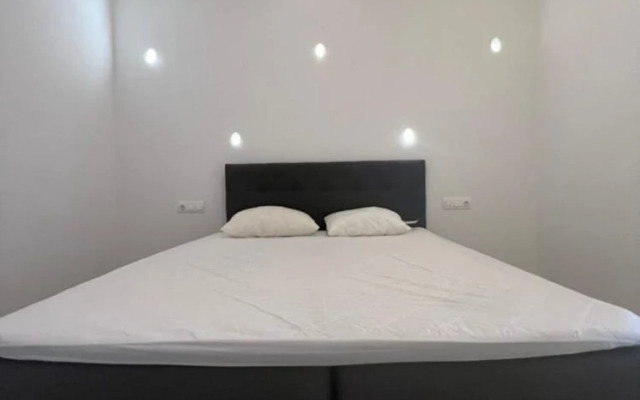 Charming Apartment in Ano Mera