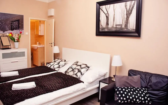 Wenceslas Square Apartment