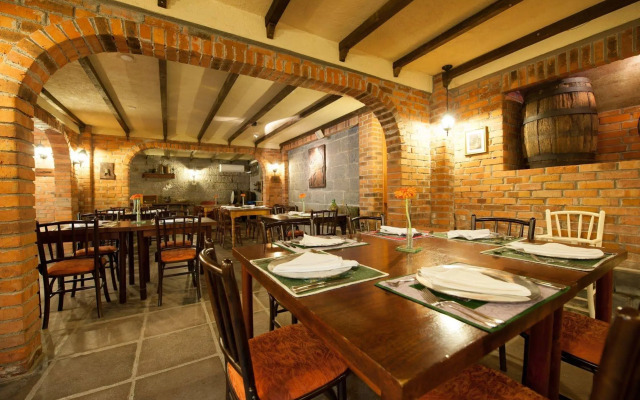 Farina Park Hotel