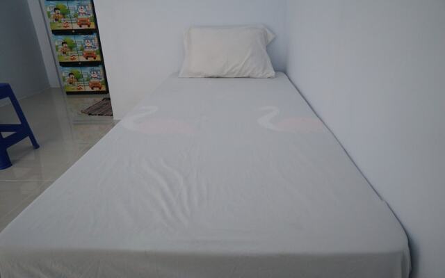 OYO Life 93786 Kost Alamku Syariah