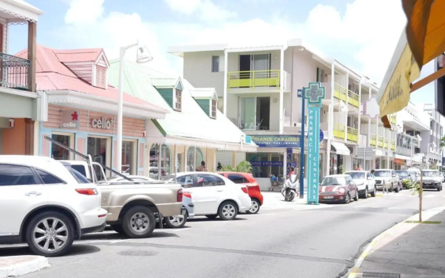Studio Moderne, Centre Ville Marigot