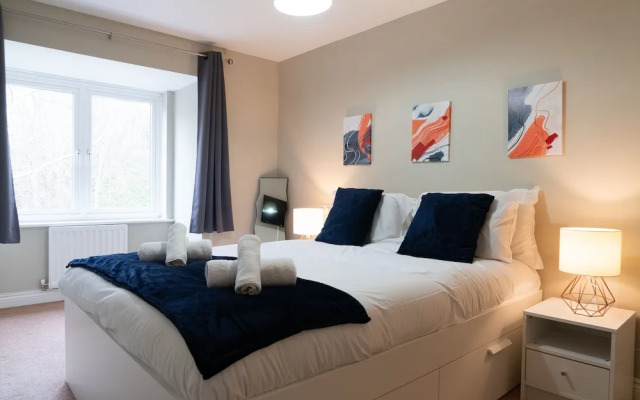 Lovely 4-bed House in Huntingdon