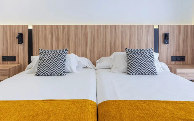 Apartamentos La Laguna Fase II