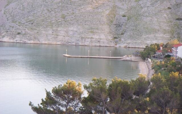 Apartments Komadina M73