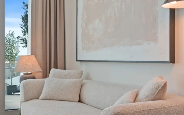 Voya Residence Zenit Royal - Luxury Apart Hotel with Rooftop Views & Concierge