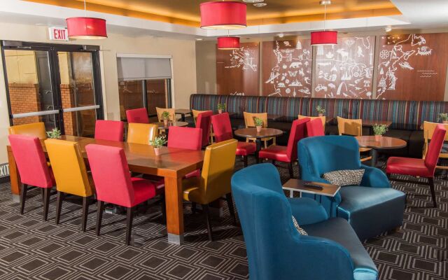 TownePlace Suites Erie