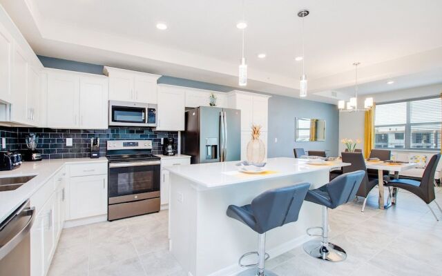 Paradox Condo Story Lake