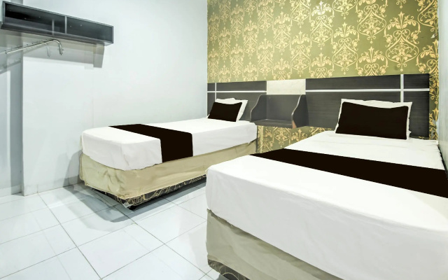 Hotel O Makassar near Mall Panakukang formerly Hotel Lucky Inn Makassar – Guest Rooms – Makassar