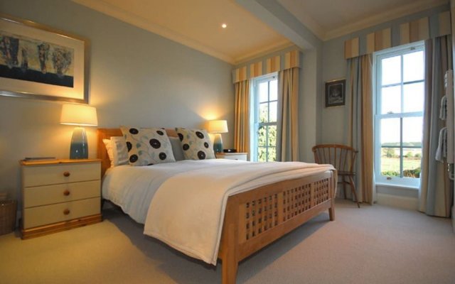 Norfolk House Bed and Breakfast