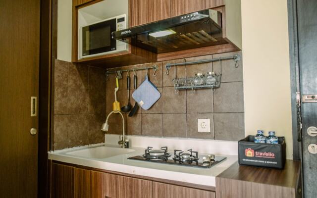 Nice And Warm 1Br At Belmont Residence Puri Apartment