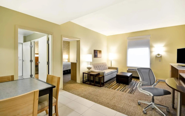 Home2 Suites by Hilton Dallas Addison