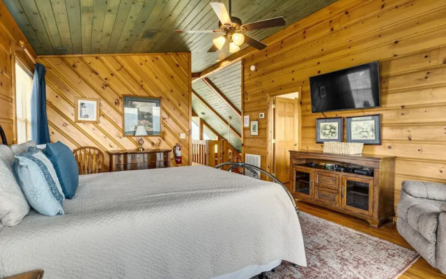 4BR Mountain View Cabin