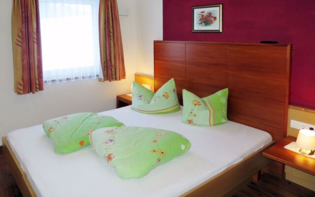 Apart Sonja (KPL648)