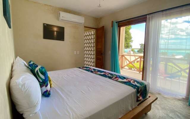 Hotel y Eco-Cabañas Azul María Bacalar