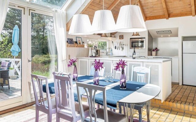 10 Person Holiday Home in Fjerritslev-by Traum