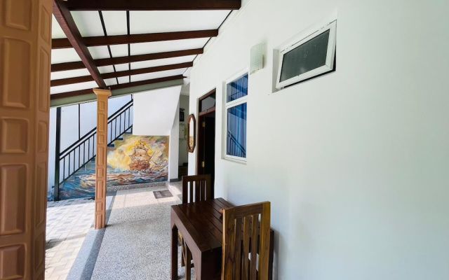 Emerald Coast Hotel Negombo