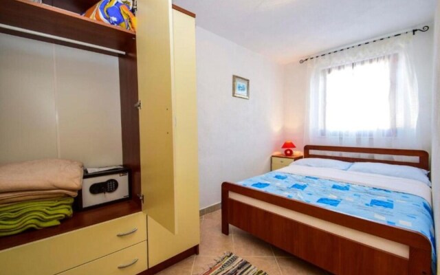 Marijan - With Terrace - A2