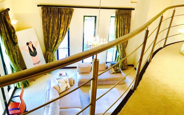 Luxurious NYC style downtown AC duplex