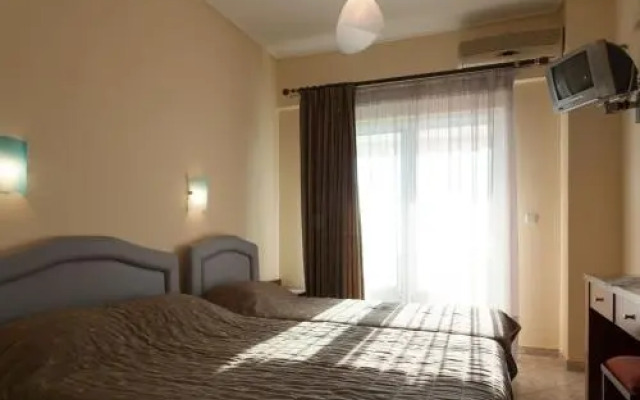 Evoikos beach & resort