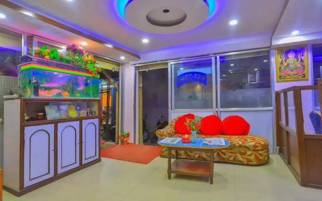 OYO 656 Hotel Shree Guru