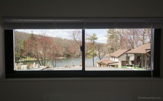 Lake Harmony Inn