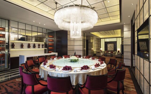 Sheraton Langfang Chaobai River Hotel