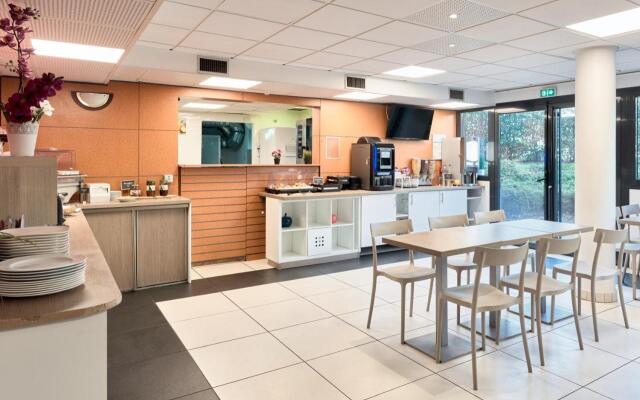 Comfort Aparthotel Versailles Saint Cyr l'Ecole