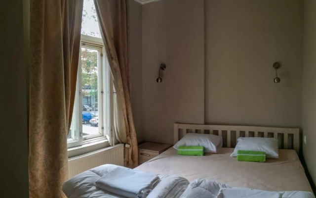 Villa Kadriorg Hostel
