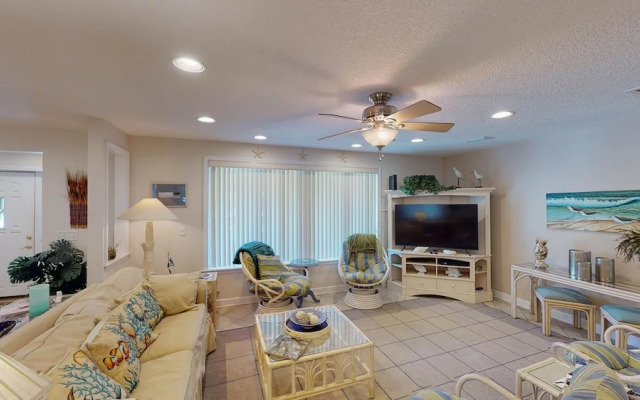 Newmans Beachview 3 Bedroom Home