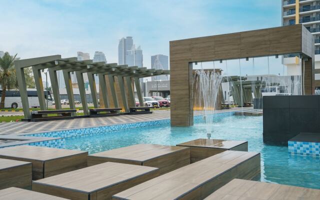 Holiday International Sharjah Hotel